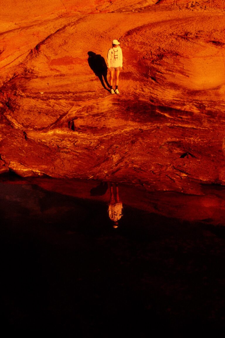 Surrounding (Echoes)